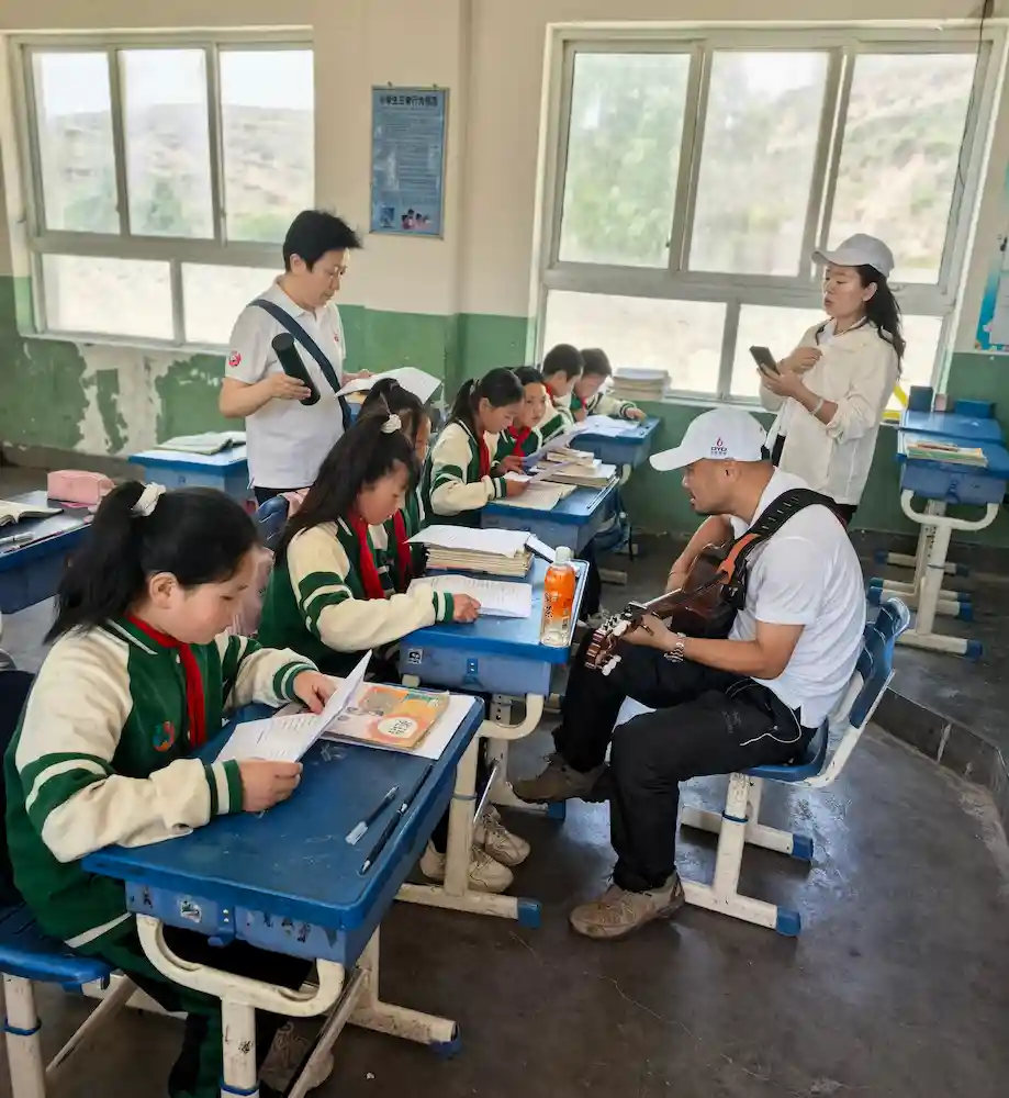 卓越：体现在我们对工作成果的高标准、严要求，鼓励员工不断挑战自我极限，追求极致。创新：融入日常工作，鼓励员工勇于尝试、敢于失败（Fail Fast, Learn Faster），积极寻求更优解。开放：要求我们保持“空杯心态”，乐于分享知识与经验，主动倾听不同声音，积极寻求内外部合作共赢。